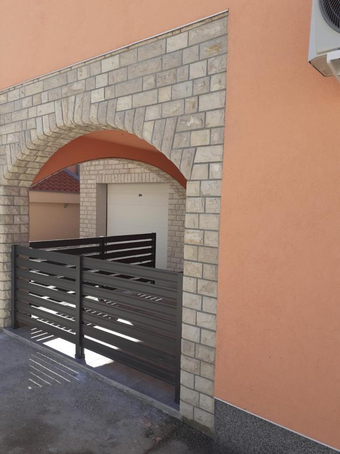 Apartmani Kid Vir Extérieur photo